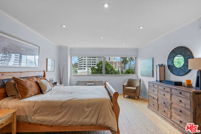 10701 Wilshire Boulevard, Los Angeles CA: https://media.crmls.org/mediaz/d38bdcd6-2a78-4a65-9706-590d242c74ae.jpg