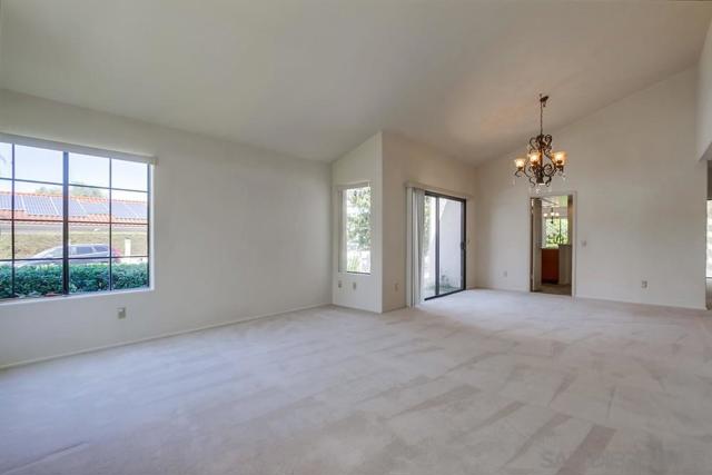 11742 Avenida Sivrita, San Diego CA: https://media.crmls.org/mediaz/d38c47e9-727f-41bf-80d4-3f332af897ec.jpg