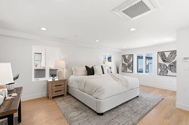 Image 23 of 59 For 212 Pacific Street