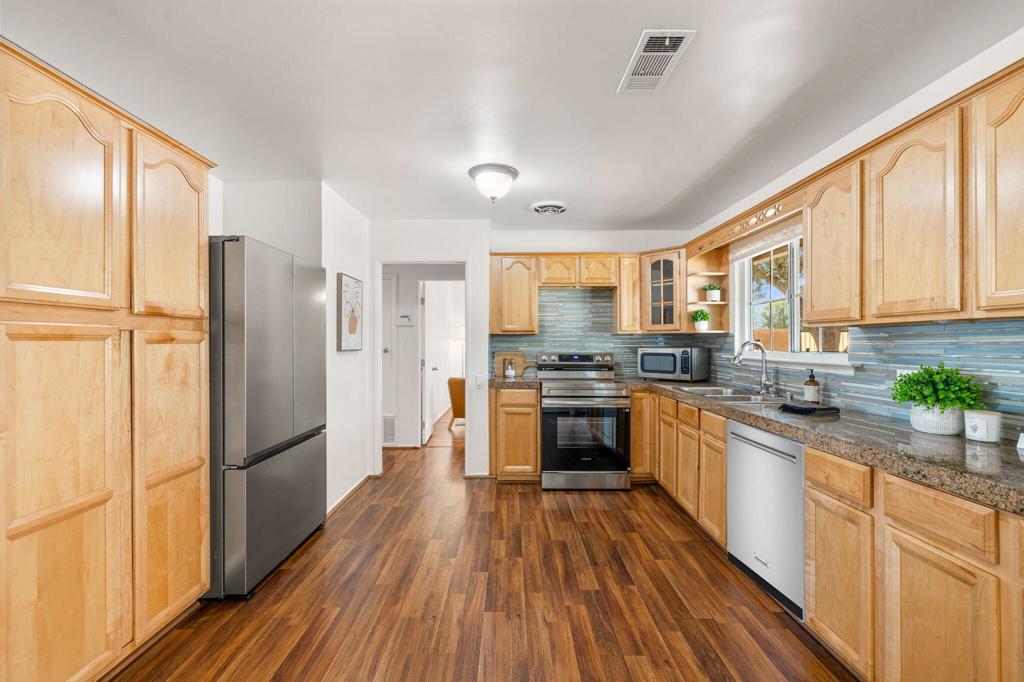 MLS #219137852DA image #18