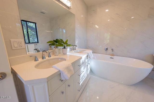 Detail Gallery Image 13 of 31 For 1068 Cuyama Rd, Ojai,  CA 93023 - 4 Beds | 3/1 Baths