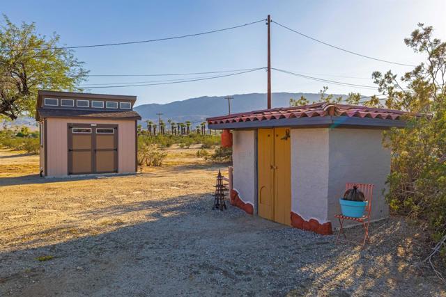 2720 22 Frying Pan Road, Borrego Springs CA: https://media.crmls.org/mediaz/d38d07a9-400b-4450-896d-ae6f988a2e51.jpg