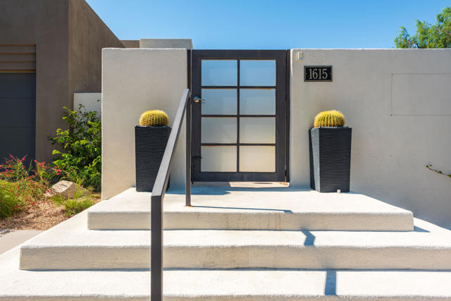 1615 Savvy Court, Palm Springs CA: https://media.crmls.org/mediaz/d38e642b-9b1a-48eb-adba-d6c8a782dc50.jpg