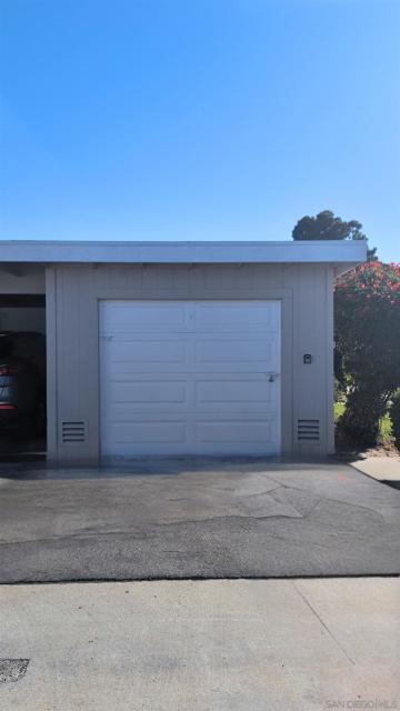 3760 Vista Campana S, Oceanside CA: https://media.crmls.org/mediaz/d38e7e26-d214-42fd-94c5-76e554ea1778.jpg