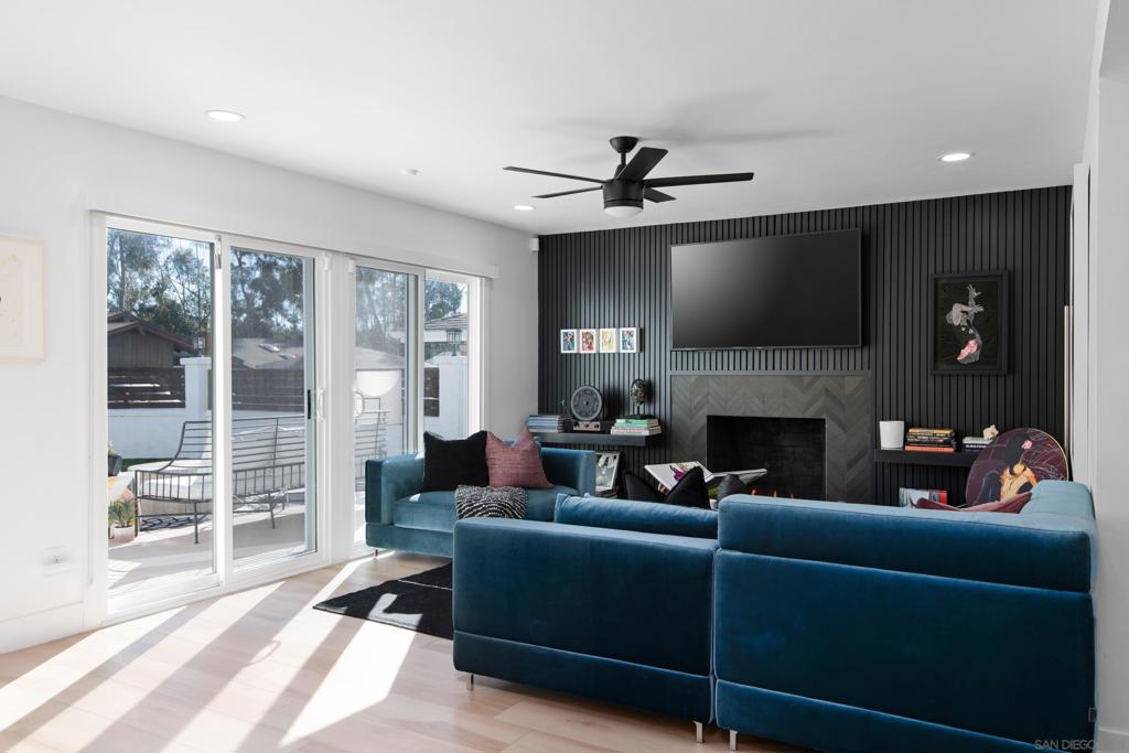 MLS #250035997SD img 16