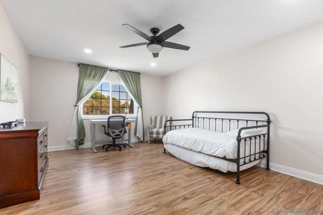 Image 26 of 62 For 9431 Lilac Rd