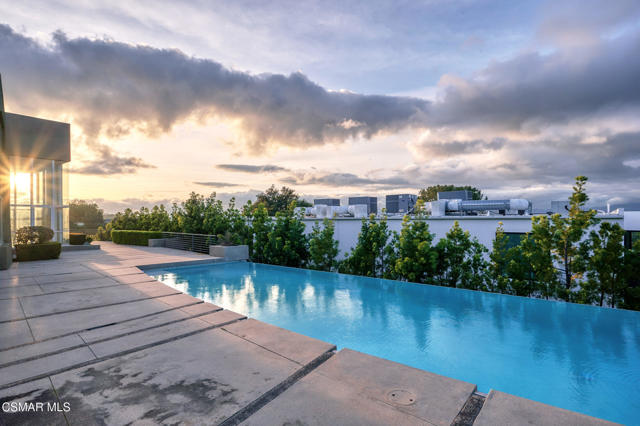 3681 Alomar Drive, Sherman Oaks CA: https://media.crmls.org/mediaz/d38f8b51-0139-4c0f-8d18-c7555e0f003a.jpg