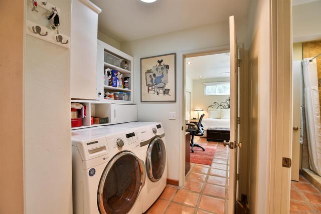 181 Montezuma Dr, Borrego Springs CA: https://media.crmls.org/mediaz/d38fa8fb-5d8c-41ab-b309-4dbe8d64f937.jpg