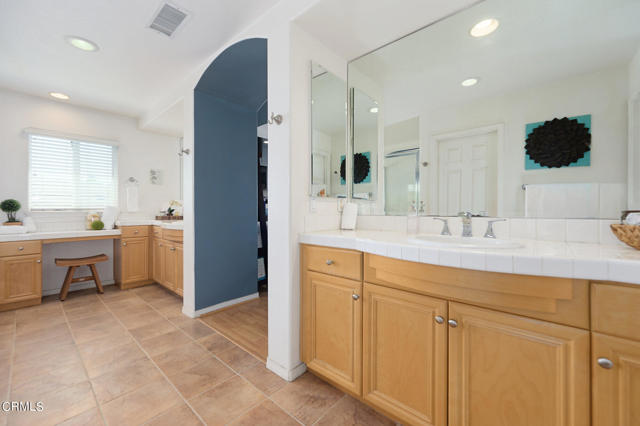 Detail Gallery Image 31 of 45 For 664 Corte Regalo, Camarillo,  CA 93010 - 4 Beds | 3/1 Baths