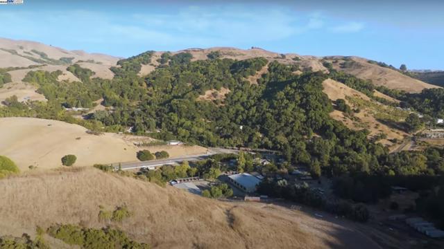 0 Crow Canyon Road, Castro Valley CA: https://media.crmls.org/mediaz/d3931529-dfc1-4e0e-848e-9cf41a86ac11.jpg
