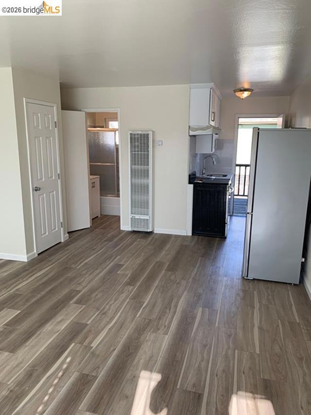 1220 62Nd St, Oakland CA: https://media.crmls.org/mediaz/d393f272-510b-405a-92d6-96d16154638d.jpg