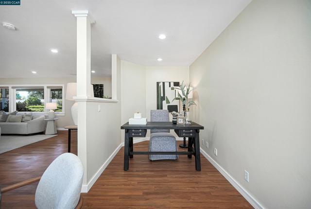 2501 Biscay Way, Walnut Creek CA: https://media.crmls.org/mediaz/d39457b1-52d6-4931-9d9a-3b36b674795e.jpg