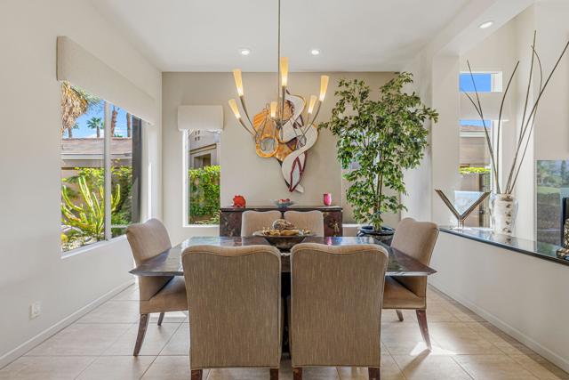 424 White Horse Trail, Palm Desert, CA 92211