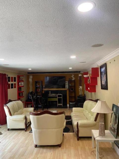 6954 Port Rowan Drive, San Jose CA: https://media.crmls.org/mediaz/d396059d-4b34-43b5-be56-9bab591fe527.jpg