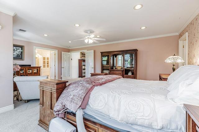 290 Bonnie Lane, Hollister CA: https://media.crmls.org/mediaz/d39707da-5fb3-4140-88ed-5e6c25bec0ee.jpg
