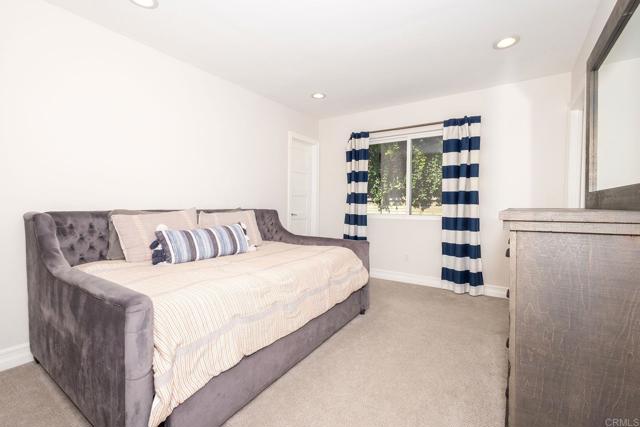 Image 13 of 56 For 3511 Dickens Street
