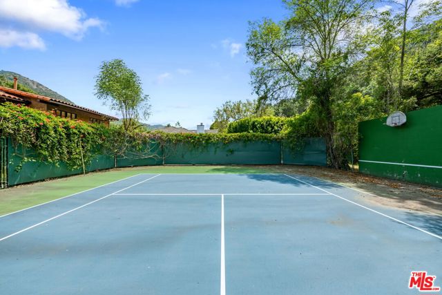 3295 Mandeville Canyon Road, Los Angeles, California 90049, 4 Bedrooms Bedrooms, ,2 BathroomsBathrooms,Single Family Residence,For Sale,Mandeville Canyon,24400793