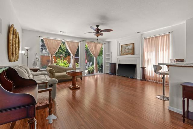 10628 Hidden Grove Circle, Stockton CA: https://media.crmls.org/mediaz/d39a54b6-9630-4f18-80de-ecbd089bb46b.jpg