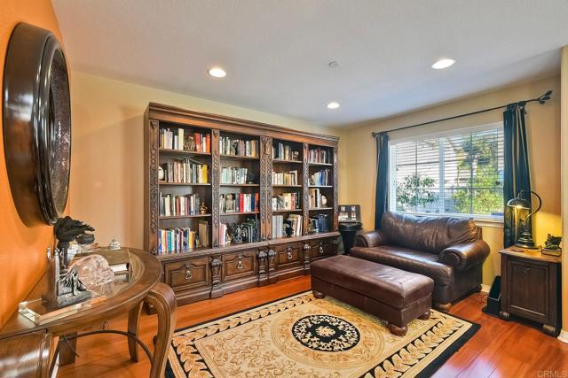 4031 Aidan Cir, Carlsbad CA: https://media.crmls.org/mediaz/d39a7e72-6ebc-40a8-a318-c3944c49d5cc.jpg