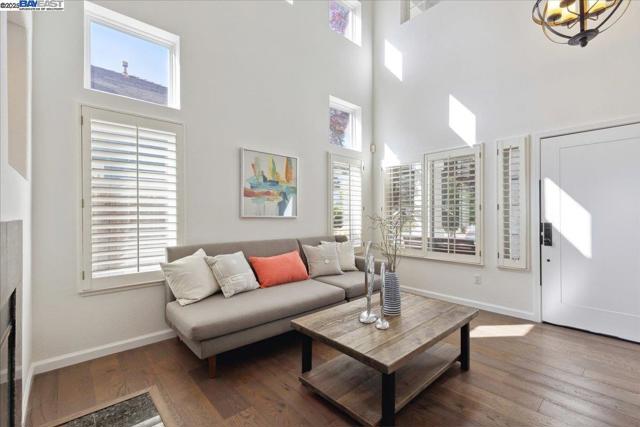 231 Stetson Dr, Danville CA: https://media.crmls.org/mediaz/d39c03b4-6fea-4dc3-8427-5d8410d8e802.jpg