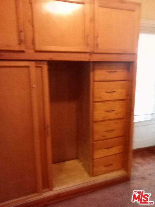 815 W 50th Street, Los Angeles CA: https://media.crmls.org/mediaz/d39c5f3a-2ece-4b6a-a0a6-5c6c890bf4e6.jpg