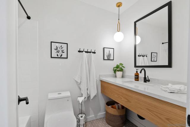 Image 4 of 17 For 2821 Morena Boulevard