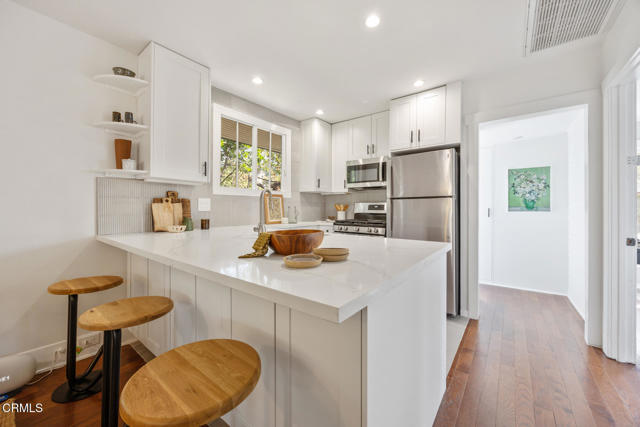 2116 Apex Avenue, Los Angeles CA: https://media.crmls.org/mediaz/d39e9050-fc0b-49b2-b484-81a642272ac8.jpg