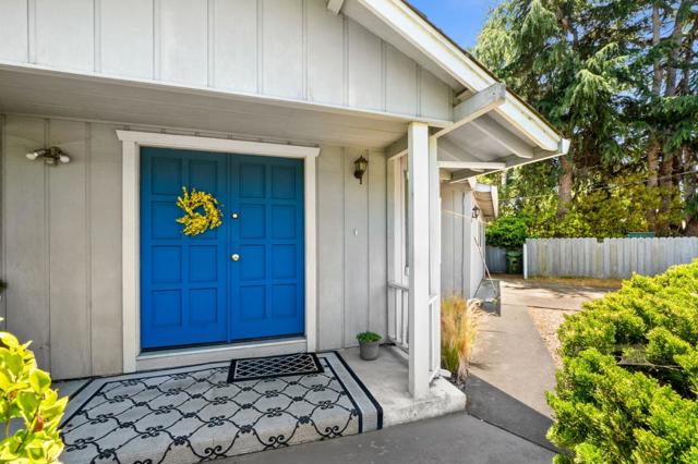 101 Sea Terrace Way, Aptos CA: https://media.crmls.org/mediaz/d39ffe55-8139-4093-8330-8ac36abce1b8.jpg