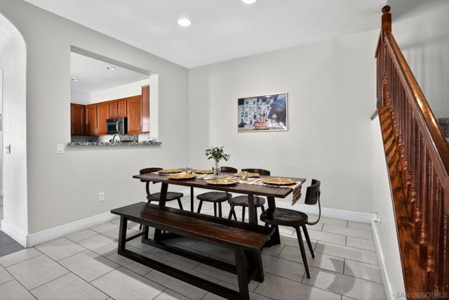 6289 Avenida De Las Vistas, San Diego CA: https://media.crmls.org/mediaz/d3a04ab0-ba18-4d7a-81a4-263672a0b64c.jpg