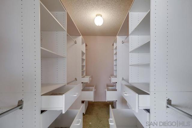 954 Harbor View Dr, San Diego CA: https://media.crmls.org/mediaz/d3a0ff0f-ed62-4b48-8a28-3b8ebb7100ff.jpg