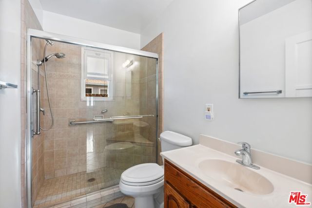 9620 Braddock Drive, Culver City CA: https://media.crmls.org/mediaz/d3a10b87-680e-49f7-b8ab-50ebbebc2088.jpg