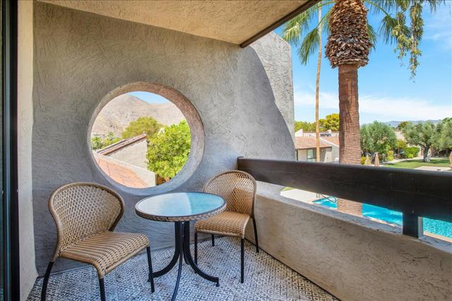 355 N Avenida Caballeros, Palm Springs CA: https://media.crmls.org/mediaz/d3a1ce82-8eb4-44da-a39a-34c42652ce32.jpg