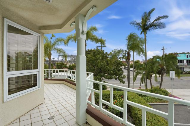 Image 19 of 46 For 1099 1 Street 223