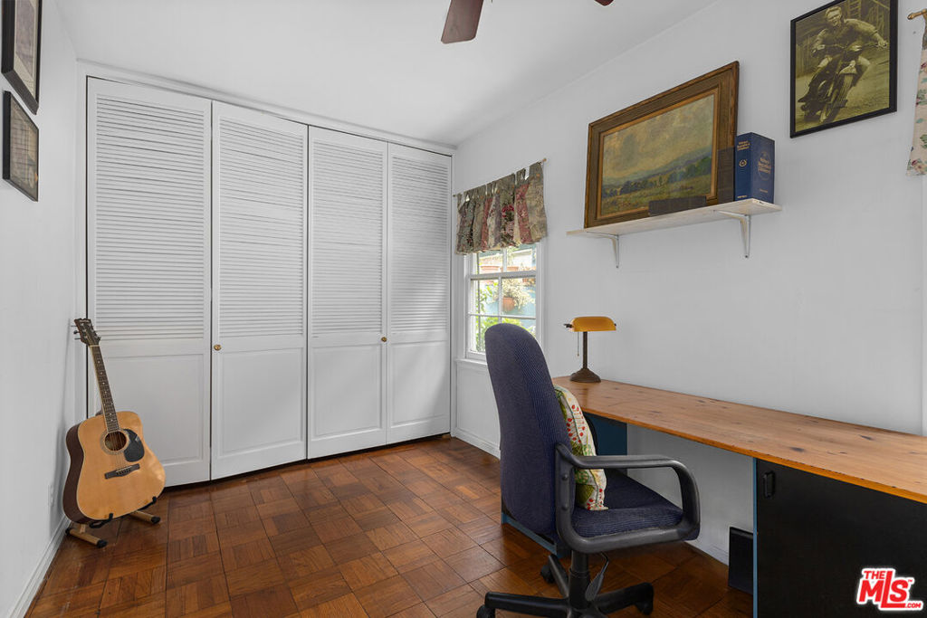 4909 Morse AvenueSherman Oaks img 10