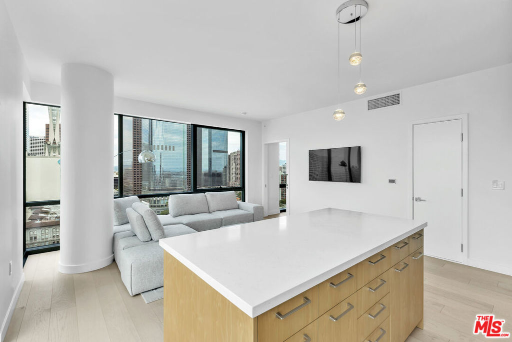 MLS #25594307 image #11