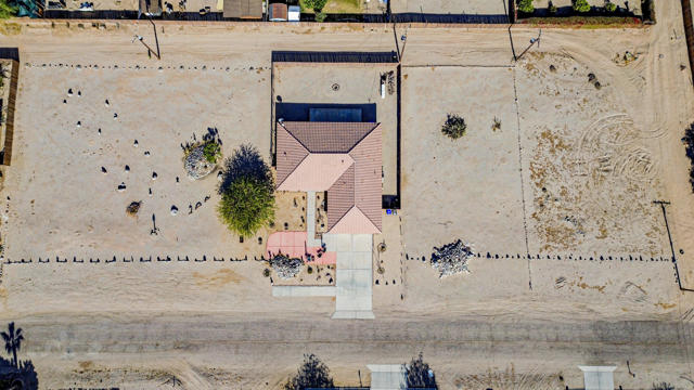 1224 Red Sea Avenue, Thermal CA: https://media.crmls.org/mediaz/d3a383f1-68ad-4662-b82f-b644e0b876d2.jpg