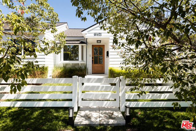 10421 Addison Street photo 1