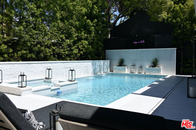 9515 Kirkside Road, Los Angeles CA: https://media.crmls.org/mediaz/d3a3bd65-eda8-4714-b25d-a4f609d5a5b8.jpg