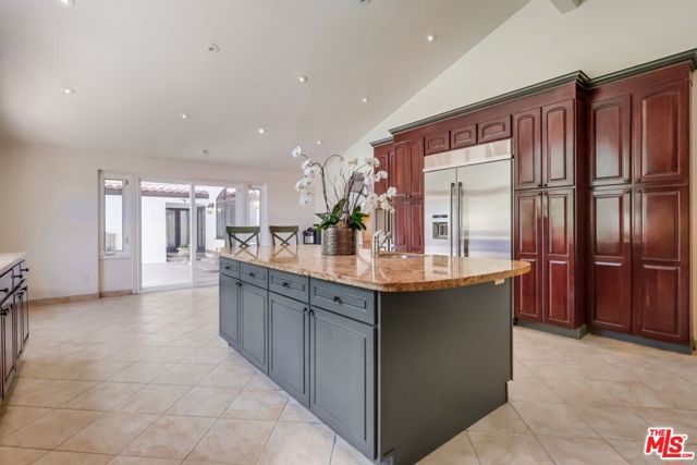 114 S Layton Drive, Los Angeles CA: https://media.crmls.org/mediaz/d3a52dfa-1eca-48ff-9f5d-f6c664794cf3.jpg