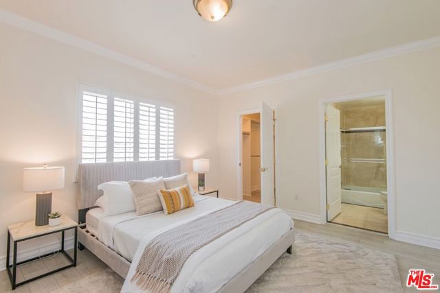 1747 S Barrington Avenue, Los Angeles CA: https://media.crmls.org/mediaz/d3a56c5b-557e-4541-b272-8ddb52e78e91.jpg
