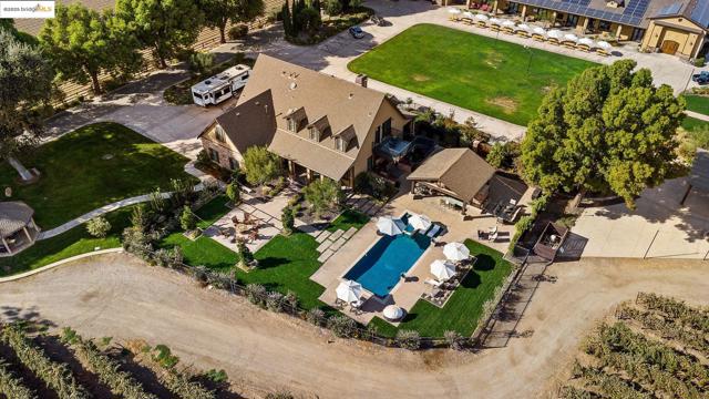 3501 Byer Road, Byron CA: https://media.crmls.org/mediaz/d3a6a0d9-7812-4bb9-b394-7a58eac54dab.jpg