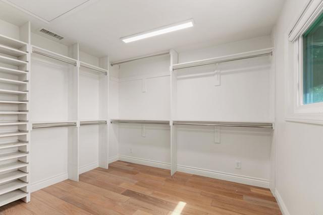 1628 Lone Oak Rd, Vista CA: https://media.crmls.org/mediaz/d3a6a9c7-1fd5-45bd-ab1b-6367d5d76fa9.jpg