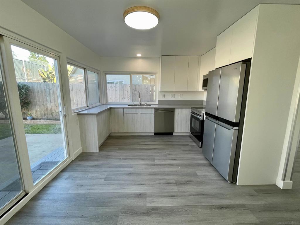 13875 Wayland Grove Court - photo 8