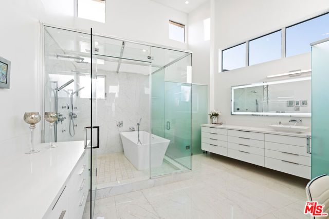 Drew Fenton | 28405 Via Acero Street Malibu CA | MLS: 7236533