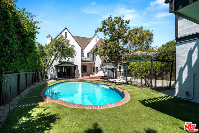 Image 47 of 58 For 132 Beachwood Drive