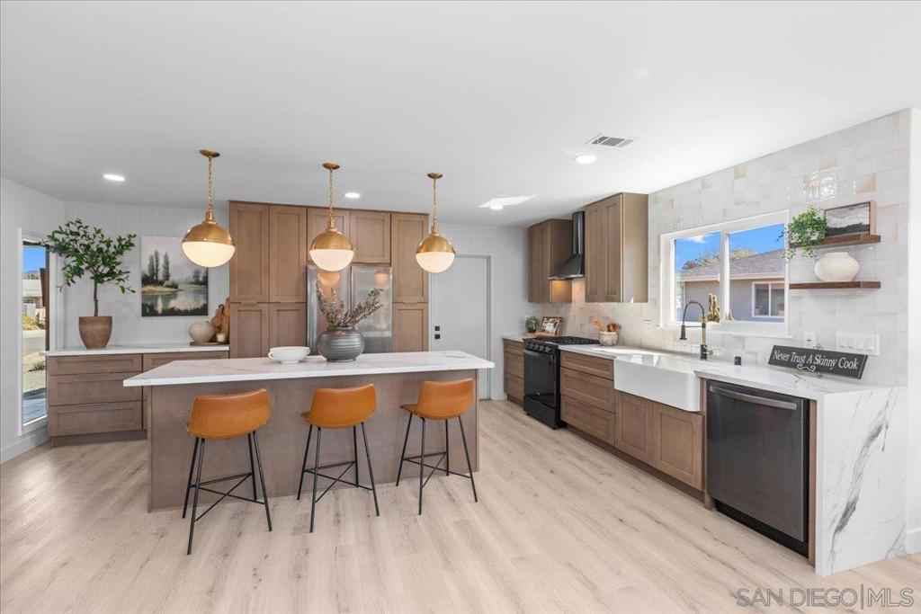 16462 Sarape Dr. - photo 4