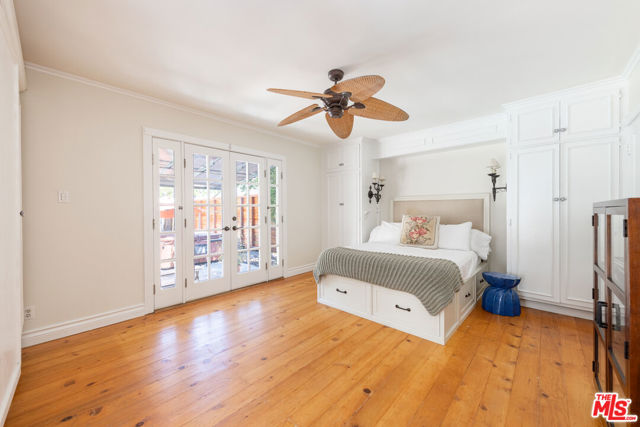 5454 Agnes Avenue, Valley Village CA: https://media.crmls.org/mediaz/d3abef26-d0fe-4032-bb3d-c61ec05649b9.jpg