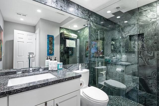 153 Desert Falls E Drive, Palm Desert CA: https://media.crmls.org/mediaz/d3ac7167-c76f-4327-b38d-6ed6d4eddbcf.jpg