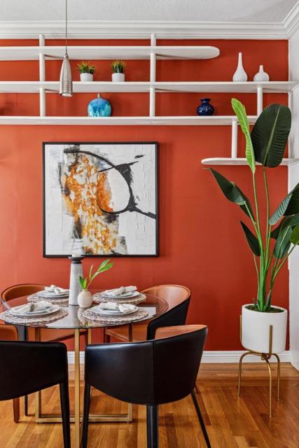 275 Teddy Avenue, San Francisco CA: https://media.crmls.org/mediaz/d3ad062e-e6cf-4fd2-9454-d670f7a7bef1.jpg