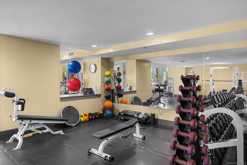 MLS #250042660SD image #23